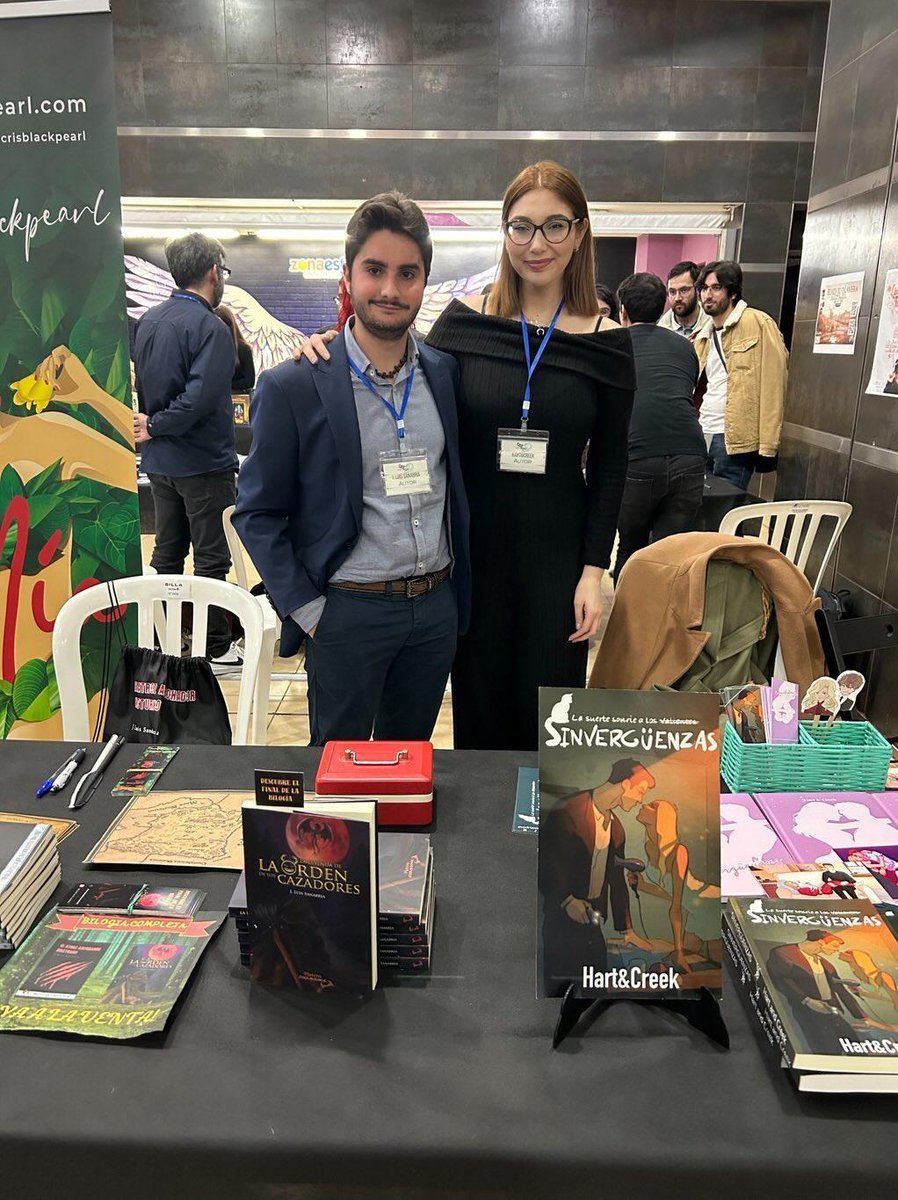 SpJoseluis's tweet image. ¡Muchas gracias a todos por venir ayer a vernos al #LibroForumSevilla2024 en @CCZonaEste! 😍

¡Espero que disfrutéis mucho de la gala de premios hoy y de Blue Jeans! Os espero mañana en el #libroforum con #elatrozasechadornocturno y #laleyendadelaordendeloscazadores 😉