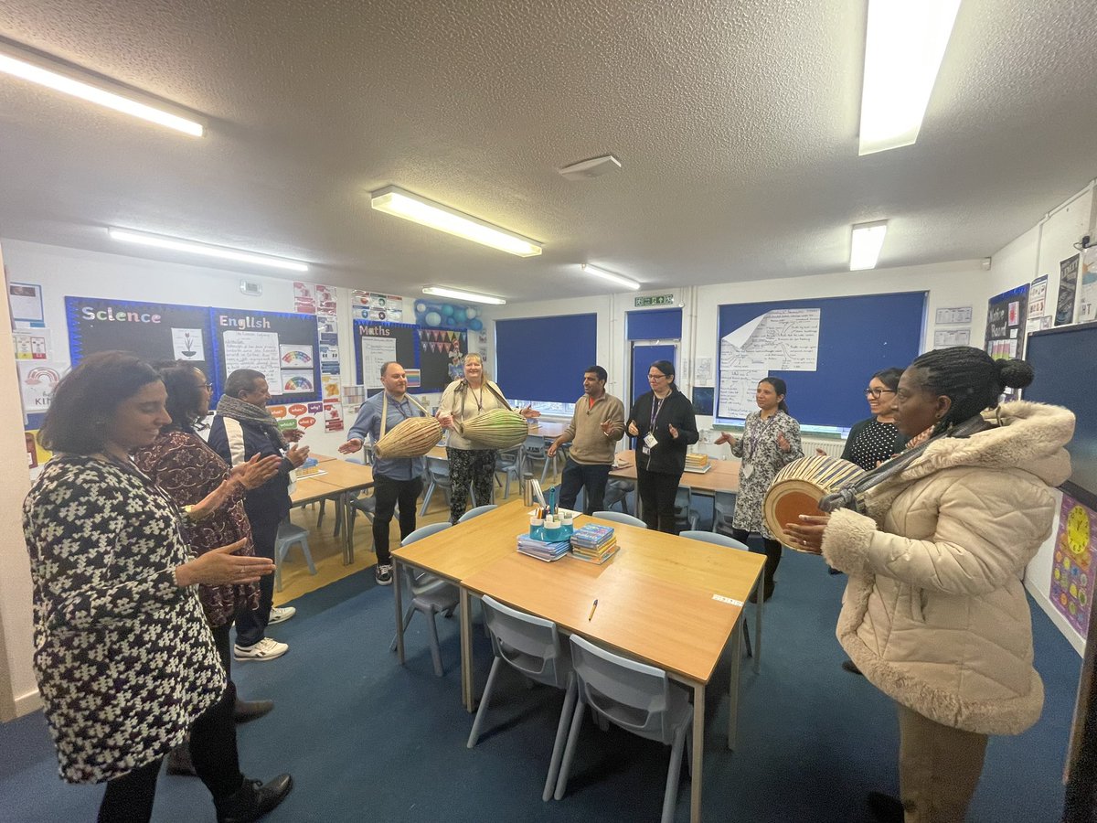 Teacher CPD on guided practice. Introducing the ‘I Do, We Do, You Do’and then breaking into groups to learn a new skill! Calligraphy or the Drums? Thanks to all staff for engaging whole heartedly and sharing their own worthy practices!  
#avantitoolkit #Reflection #collaboration