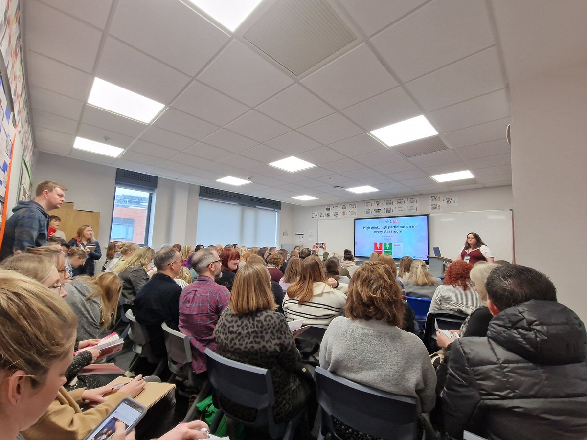Standing room only with @teachals talking about high participation and high challenge in the classroom. A great presentation and lots to keep using and new things to embed going forward. @researchEDWarr