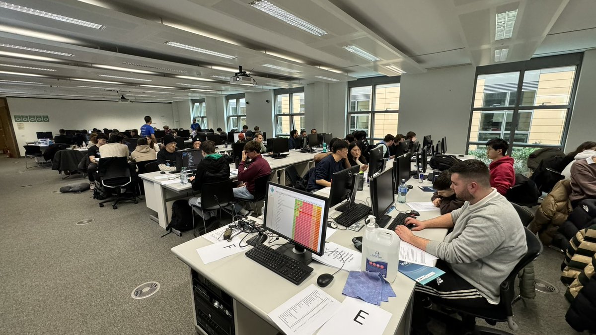 ChrysNgwa's tweet image. #IRLCPC2024 competition is a go!
#Volunteers ✅
Practise-run ✅
Lunch ✅
#ProblemSet ✅
#Redbull ✅
#ScoreBoard ✅
#Goodluck to all the ~60 teams. Let the contest begin….👊🏾💪🏾!! @AI_Data_UCC @insight_centre @UCCCS @Cadence @keelvar @SEFSUCC @andvise