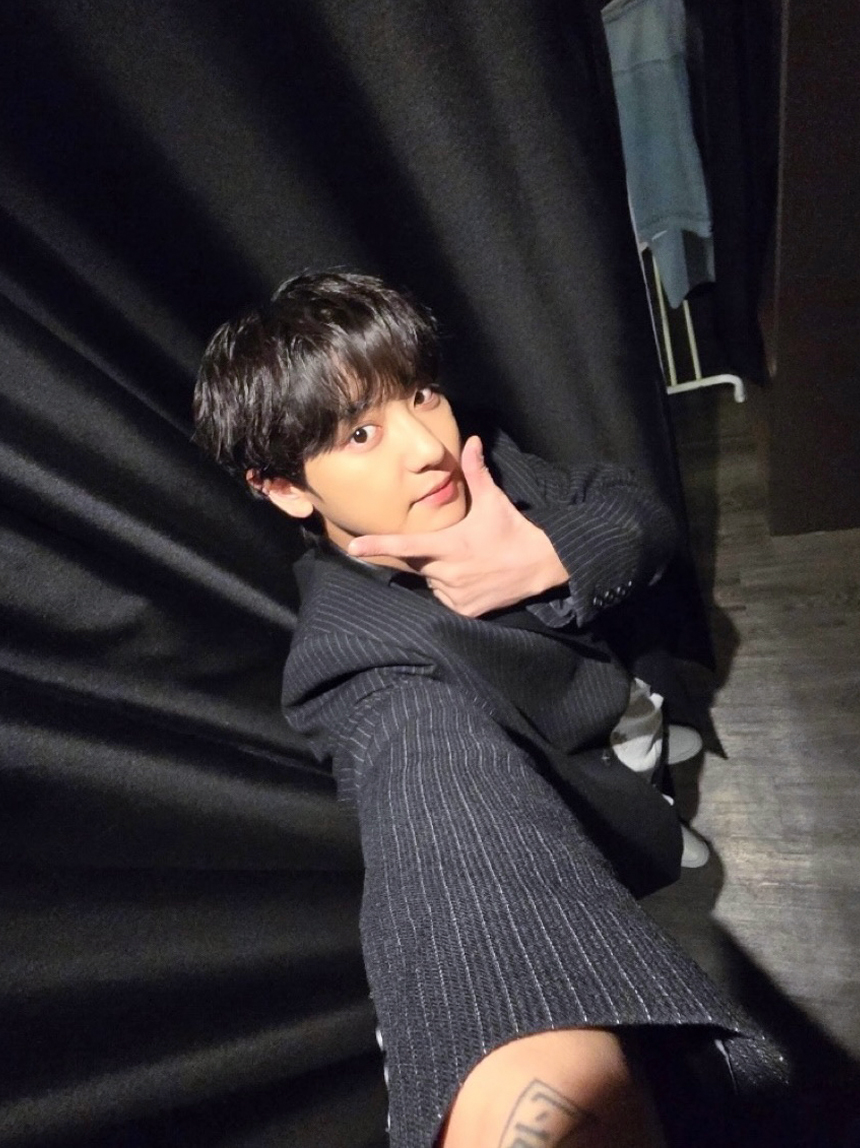 weareoneEXO's tweet image. ⊹⁺🍒sayang sayang🍒⁺⊹

#CHANYEOL #찬열 
#EXO #엑소 #weareoneEXO
#CHANYEOL_FANCON_TOUR
#THE_ETERNITY #KualaLumpur