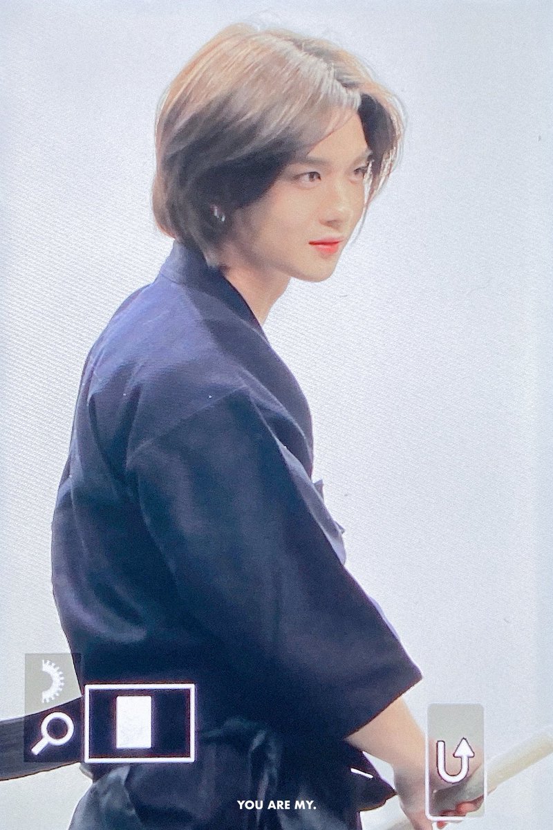 240302 #배진영 #BAEJINYOUNG #CIX
너무 잘생겼다 🤭 ..