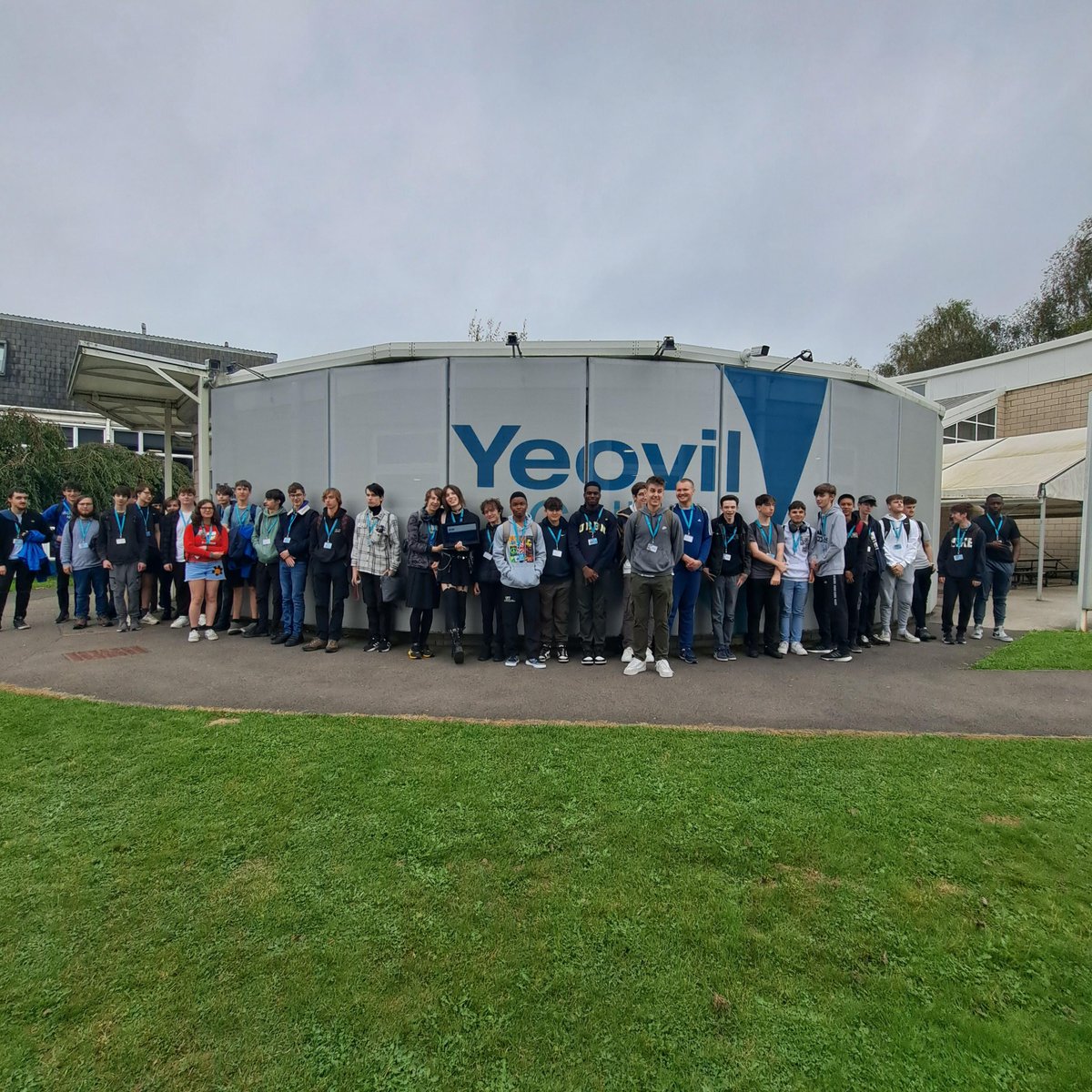 YeovilCollege's tweet image. ICYMI: T Level Digital students attended the Swindon &amp;amp; Wiltshire Institute of Technology Unlock Cyber Careers Event.

Students found out about the opportunities available to develop their knowledge and skills and discovered different recruitment processes. 

#ChangingLives #WEIoT