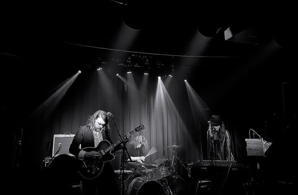 John J Presley (@johnjpresley) on Twitter photo Back out on the road in a week.
Heading to Germany first
Cologne, Munich, Berlin and Hamburg
Ticket link in bio
<a href="/wizprocom/">Wizard Promotions</a> <a href="/SedateBookings/">Sedate Bookings</a>
#livemusic
#livemusicgermany
📷 <a href="/tonidarkheart/">Toni Woodward</a> Back out on the road in a week.
Heading to Germany first
Cologne, Munich, Berlin and Hamburg
Ticket link in bio
<a href="/wizprocom/">Wizard Promotions</a> <a href="/SedateBookings/">Sedate Bookings</a>
#livemusic
#livemusicgermany
📷 <a href="/tonidarkheart/">Toni Woodward</a>