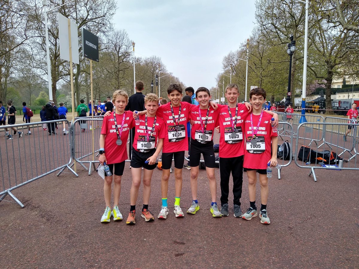 If you or someone you know are aged 11-17 and either live or go to school in #LBRuT, our TCS Mini London Marathon team is open for applications! Registration closes on Sunday 24 March. Find out more on eligibility requirements and register 👇 orlo.uk/kP7cx
