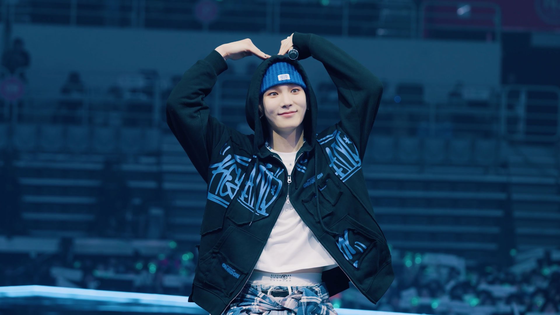 SHINee key ユニフォーム SHINee WORLD VI PERFECT ILLUMINATION SHINee'S BACK OFFICIAL
