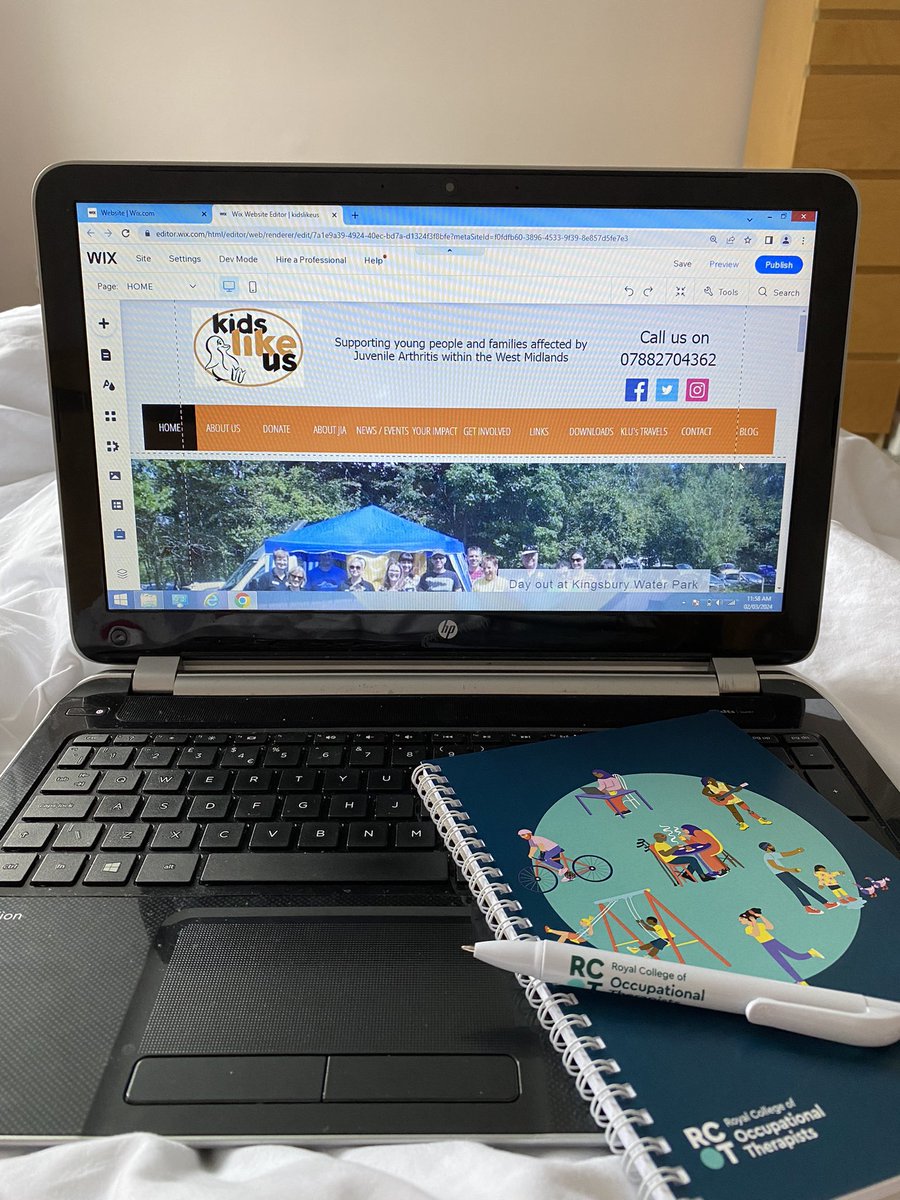 @Kids_like_us admin time using my new goodies from #RCOTMHSS24 yesterday to write my to do list. 
Cosy morning in bed updating the website. I have some amazing testimonials to share so excited to get them up for everyone to see ☺️ #smallcharity #jia #kidsgetarthritistoo
 #website