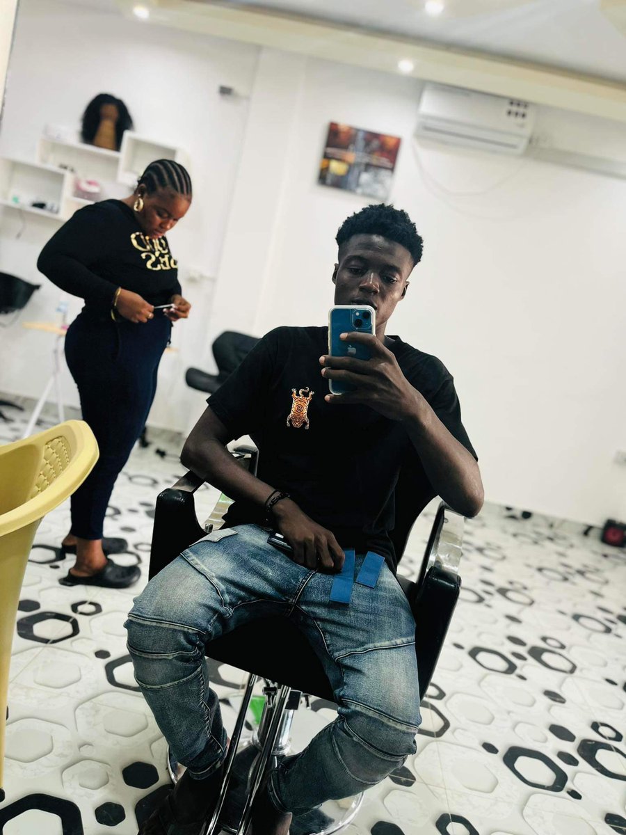 DavidWhann's tweet photo. Ignore the words that ignore you💁🏾‍���️ https://t.co/2G31EIU1Xa
