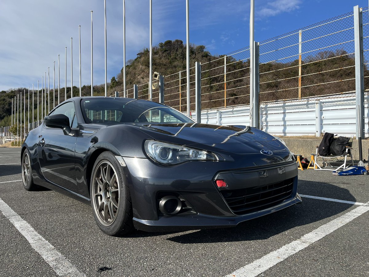 grbnoritai's tweet photo. #8B乗りのお友達を増やそうキャンペーン
A型のZC6をサーキットでシバいてる人です
あんまりお金をかけずに新型に着いていけるコスパ仕様を目指してます🥹🥹 https://t.co/v2Hu0bluFt