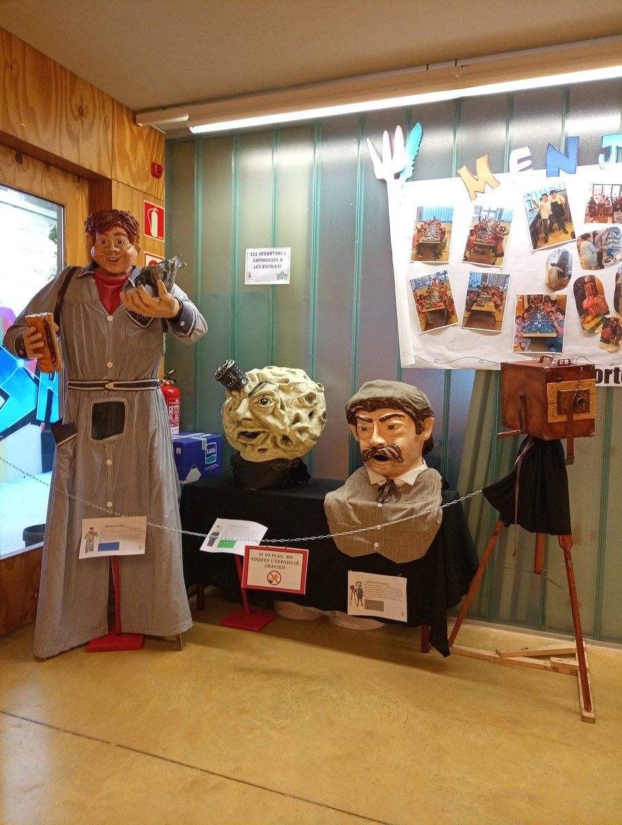 Gegants de Sants tweet media