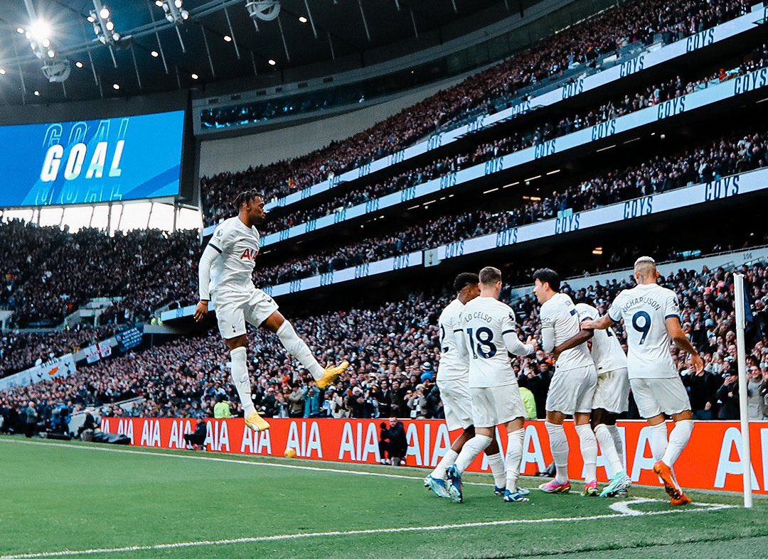 9r_7r's tweet image. #Spursday 🤍