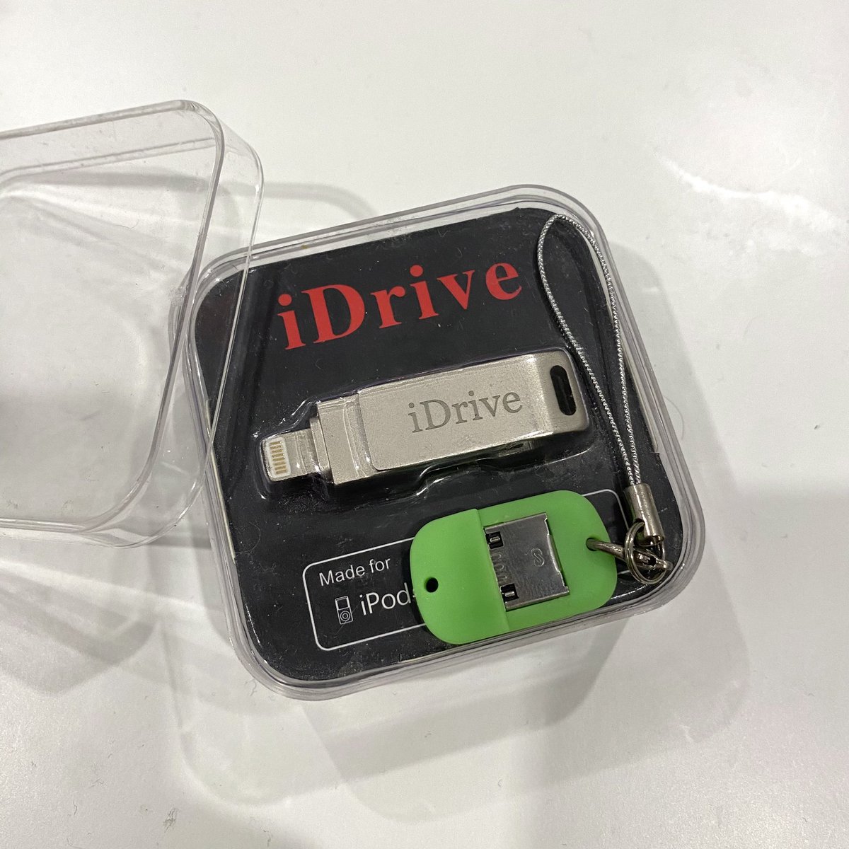 bbigkachu's tweet image. อันนี้ดีจริงใช้มานานละและจะป้ายยาต่อไป คนที่ชอบถ่ายรูป มีรูปมีคลิปในโทรศัพท์เยอะ แล้วไม่อยากลบอยากเก็บเอาไว้เป็นความทรงจำ ตัวนี้ช่วยได้เยอะมากๆ แถมปัญหาเครื่องค้างเครื่องช้าจะหมดไป แค่เสียบปุ๊บเก็บได้ปั๊บ