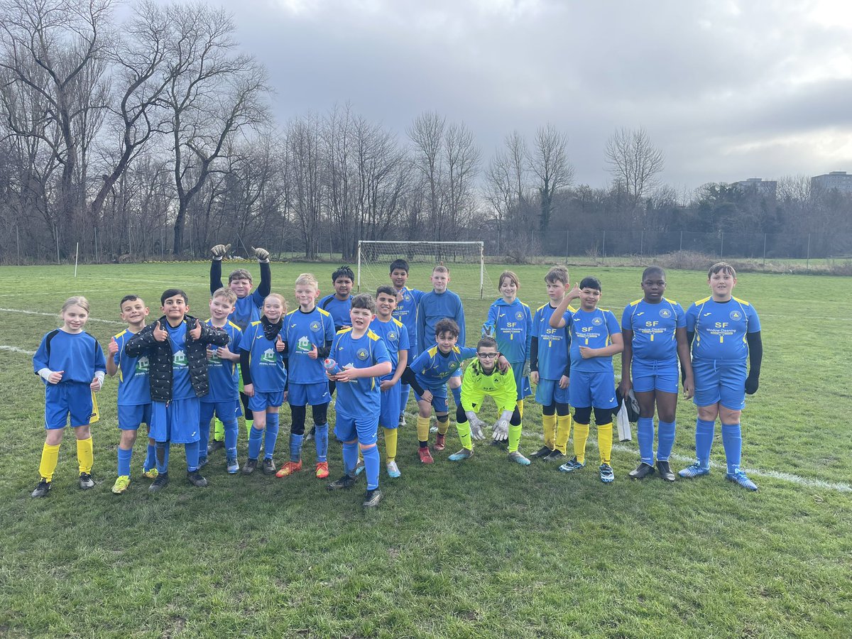 MrMasonPPS's tweet photo. Great to have both @PrestonfieldPS teams playing at Morgan’s this morning. Thanks to Pentland P5s and @GracemountPS P7s. Two close competitive games played in good spirits ❤️⚽️ @Edin_Football. https://t.co/DLv3u1FoWJ