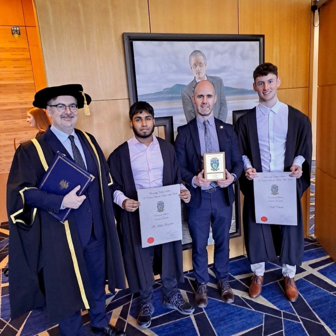 Congratulations to Al-Mahi Tanzeem (Academic High Achiever and Cothrom na Féinne Scholar) and Niall Clarke (Academic High Achiever). who were both honoured at the UCD Entrance Scholars Awards Ceremony on Thursday. We wish you the very best for the future gentlemen.