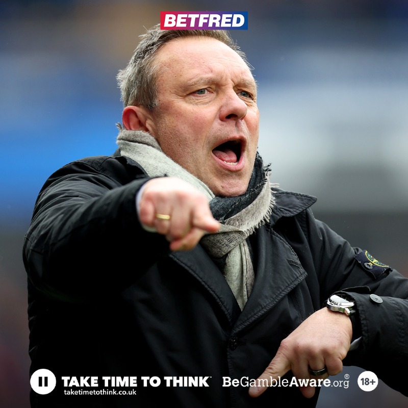 Betfred's tweet photo. 👀 | Leeds United haven't lost a Championship match in 2024. They're currently 1-0 down at Huddersfield Town but the hosts are down to ten men.
🔘 Home win - 11/4
🔘 Draw - 2/1
🔘 Away win - 11/10
#HUDLEE | #EFL