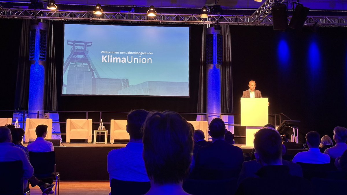 Bundestagung #KUngress24 der @klimaunion in #Essen startet. Herzlich willkommen im Ruhrgebiet und gute Beratungen heute und morgen auf Zollverein. #CDU #KlimaUnion 💪🏻
