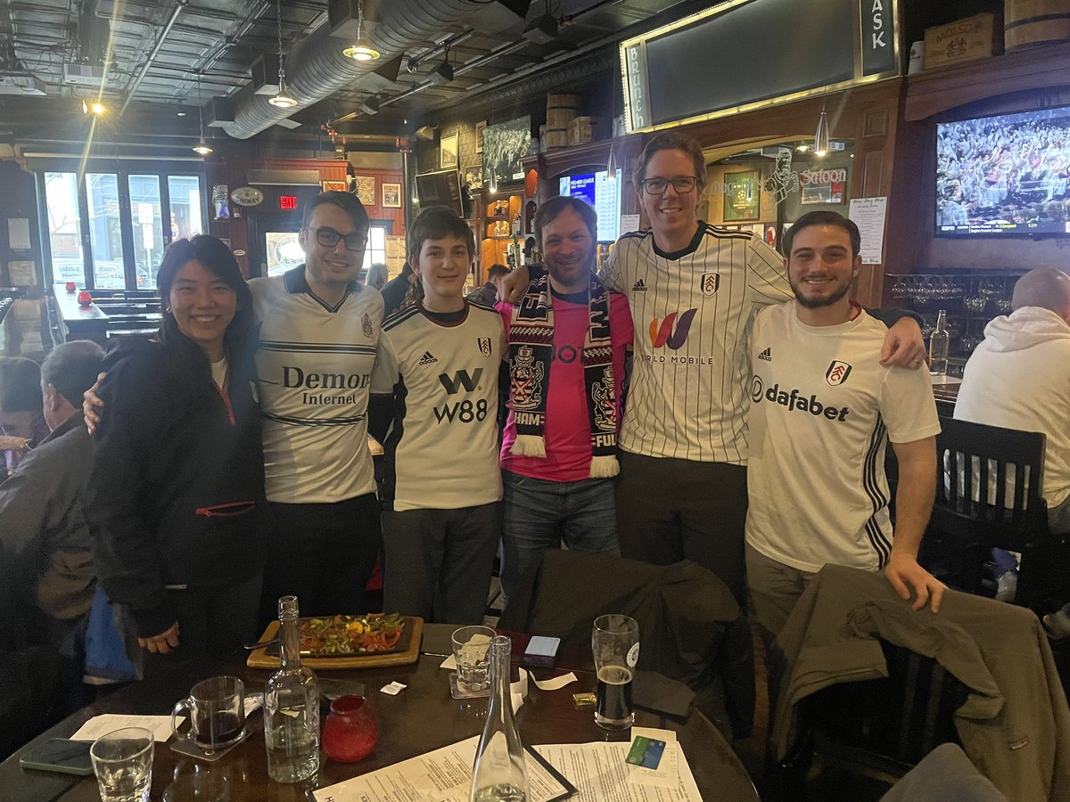 2mrlevy's tweet image. Great way to kick off the first #FulhamFC  in Boston meetup! Great group and great 3-0 against Brighton at @magounssaloon! Thank you everyone for coming and shoutout to @the_chema_one for the help setting this up. More to come! #COYW