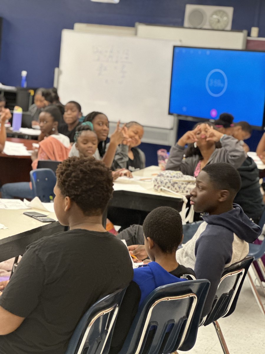 Silver Lakes Middle tweet media