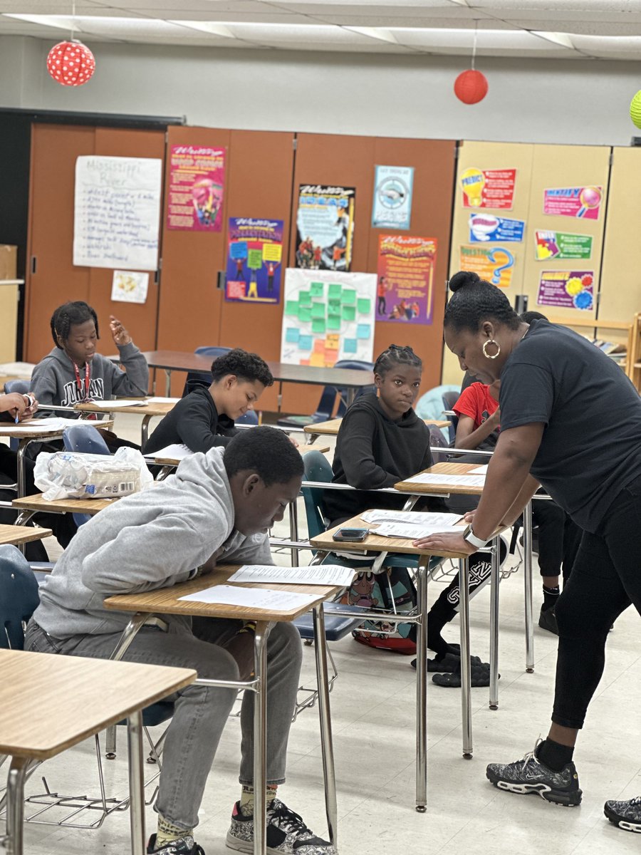 Silver Lakes Middle tweet media