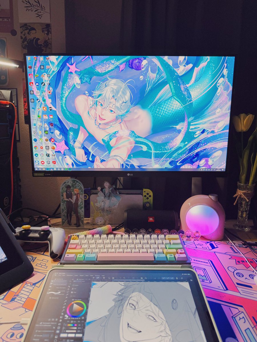 purinrin001's tweet image. Dear designers/illustrators, show me your offices/workspaces.🌈🌈

เป็นอาร์ตติส + เกมเม่ออออ🎮🎮👾