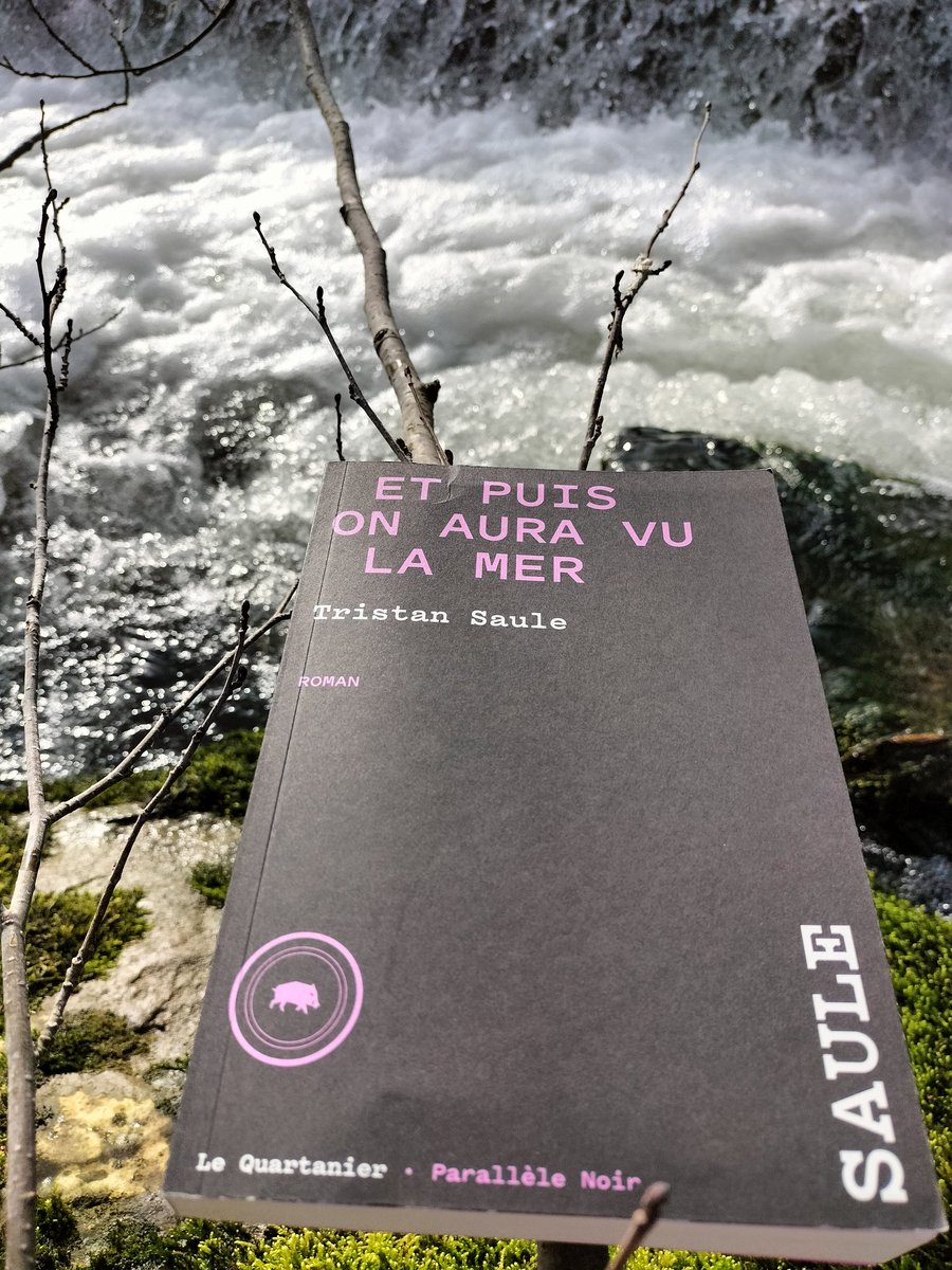 Et puis on aura vu la mer🌊
Tristan Saule
<a href="/LeQuartanier/">Le Quartanier</a> ✨
✨✨✨✨✨
Croire en sa chance, comme une réponse au courage.
La mer, un emblème qui apaise le sacrifice.
Redore comme une consolation, le regard de quête et d'épreuves.
✨✨✨✨✨