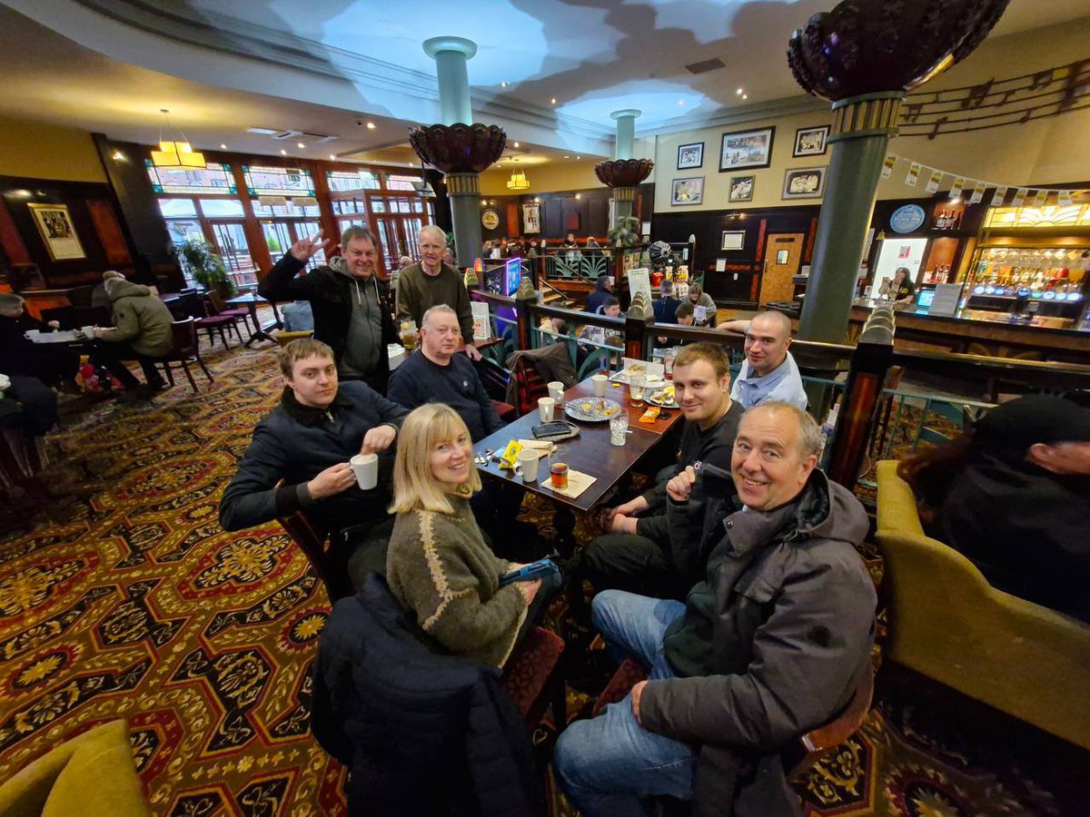 My Islamist campaign team taking a break fast in The Regal Moon #RochdaleRevival #MakeBritainGreat