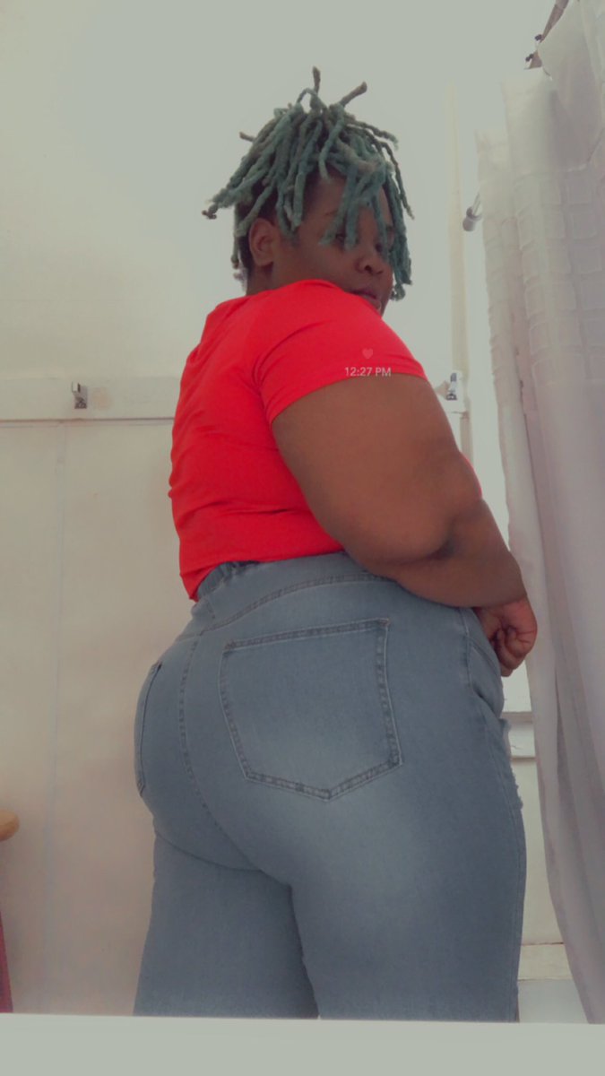 TheFindomBrat92's tweet image. Bad hair day 
#Saturdaze
Bitch I’m BIG MAMA🗣️🫶🏾