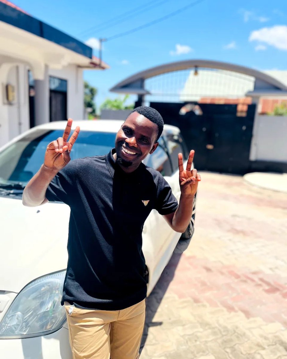 Baraka__Mpenja's tweet photo. Tumekubalianaje?...Sanamu la CLATOUS CHOTA CHAMA, THE GREAT Mwamba wa Lusaka @ClatousCC linajengwa wapi?. Afanalekiii! What a player. Yupo kwenye Dunia yake.

SIMBA HONGERENI KWA KUFUZU ROBO FAINALI YA LIGI YA MABINGWA AFRIKA KIBABE....Woow! 6-0 dhidi ya Jwaneng Galaxy?, https://t.co/CeA32Vq7iZ