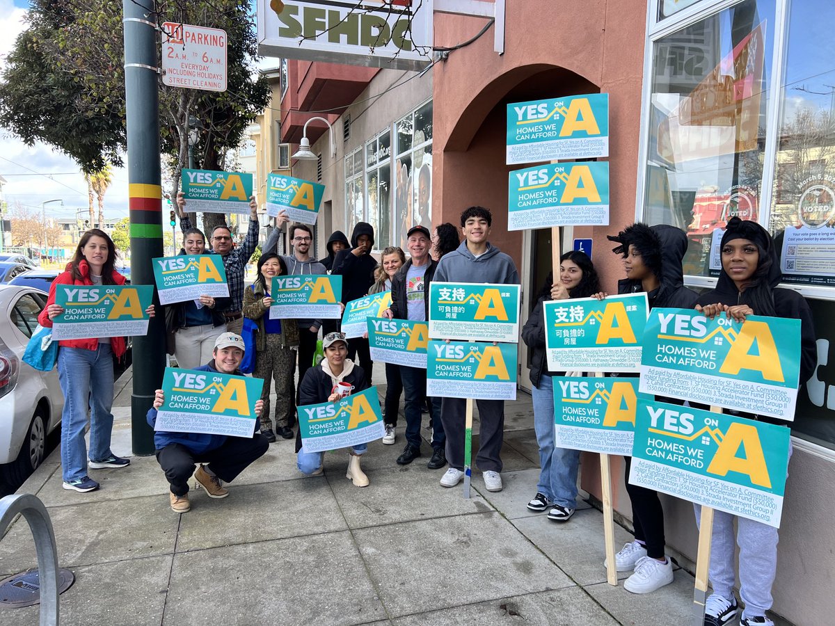 All out in the Bayview for Prop A. ⁦@SFHDC⁩ ⁦@YCDjobs⁩ ⁦@mercyhousing⁩ ⁦@AaronPeskin⁩ ⁦