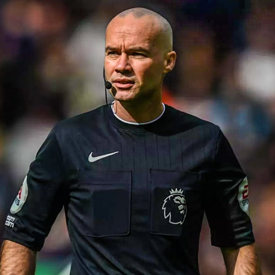 nottingham-forest-owner-evangelis-marinakis-chased-referee-paul