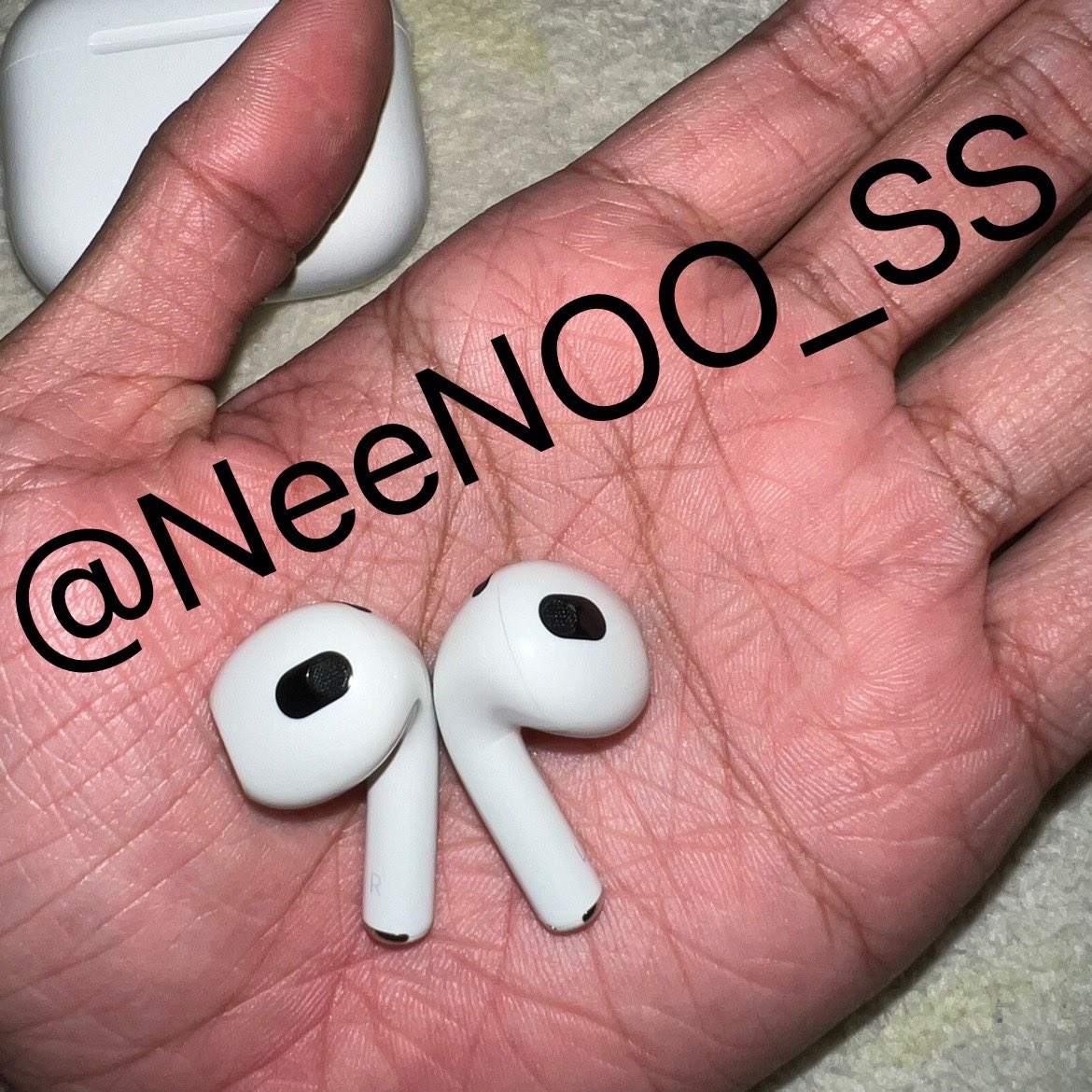 NeeNOO_SS's tweet photo. ส่งต่อ AirPods Gen3
-ประกันหมด
-แบตใช้งานได้ปกติเพราะเค้าไม่ค่อยได้ใช้น้อง หูฟังสองข้างปกติ
-ตัวเครื่องไม่มีปัญหาไร ไรตำหนิ
ราคา 3,000฿ ลดได้ DMมาถามได้ขอรูปเพิ่มเติมได้งับส่งต่อ Airpods Gen 3
 #แอร์พอดูมือสอง #แอร์พอดมือ2
#airpodsมือ2 #ส่งต่อairpods #airpods3 #airpodsมือสอง https://t.co/lZt7rR5GHi