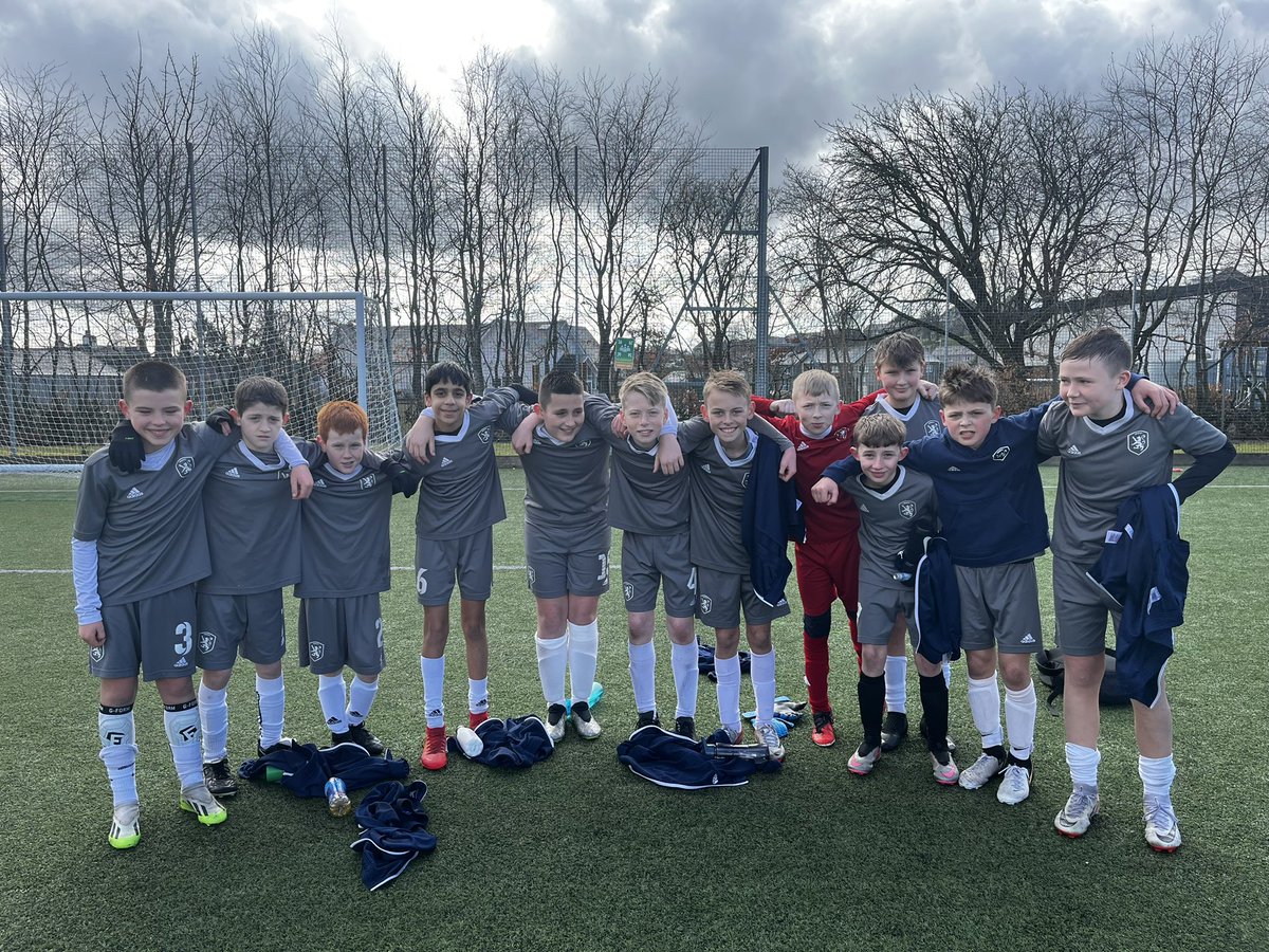 First game of CSFA season for 2012s. Away fixture against a strong Stirling Albion JA. Had to dig in after being reduced to 8 players for last fifteen minutes but managed game well. Another learning experience and great to see boys responding when they were under pressure. 
🟥⚽️