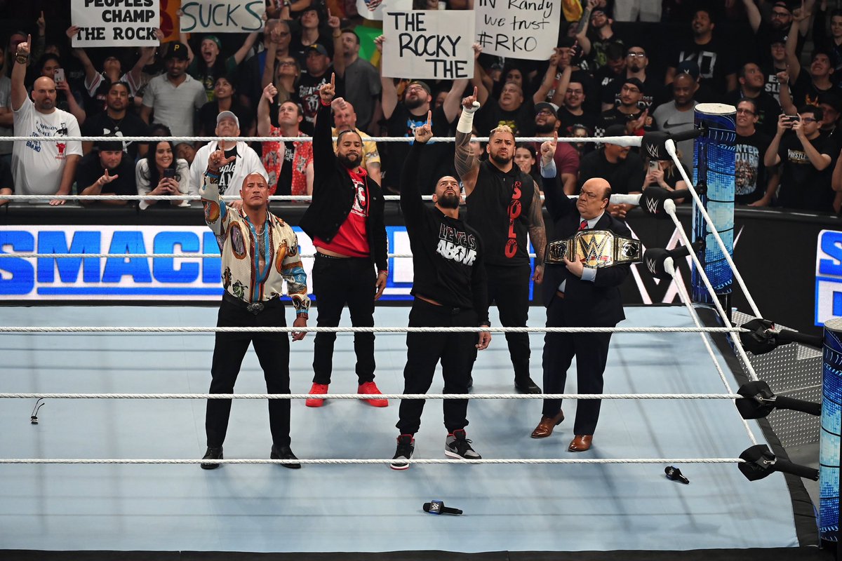 DDArenaAZ's tweet image. WWE Friday Night SmackDown “rocked” 😎🤘🏼 
#WWE #FridayNightSmackDown #TheRock #RomanReigns #KabukiWarriors #RandyOrton #Glendale #Phoenix #Arizona