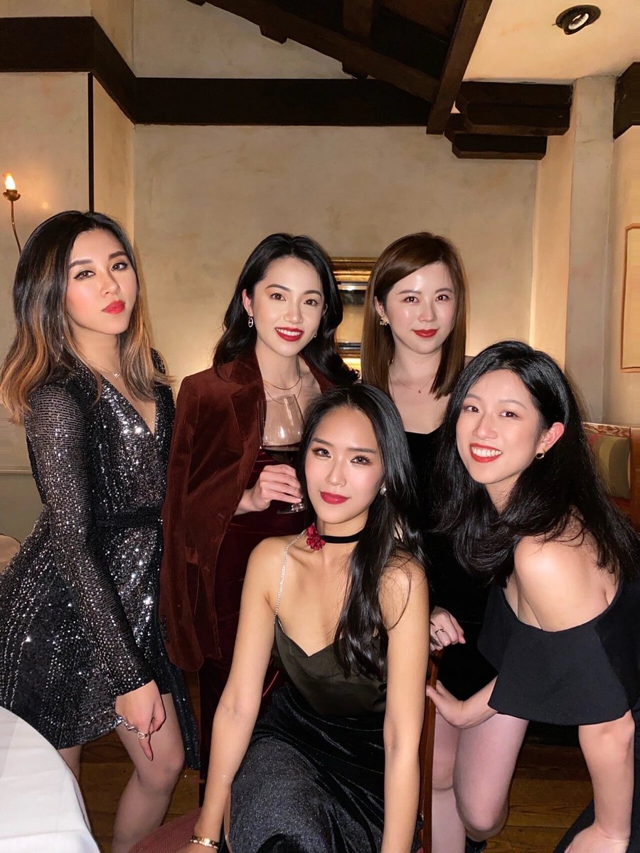 PhyllisErinlin's tweet photo. Every time we get together, we're all dressed up, and we're all so beautiful and graceful.😊😊 https://t.co/aoGeXuhReH