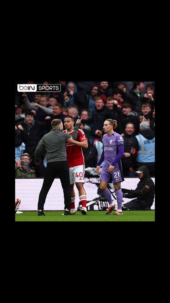 BaHaCl02's tweet image. Fucking well in my son, and Marinakis for chasing the cunt and presumably getting close enough for him to know his mistake. #nffc