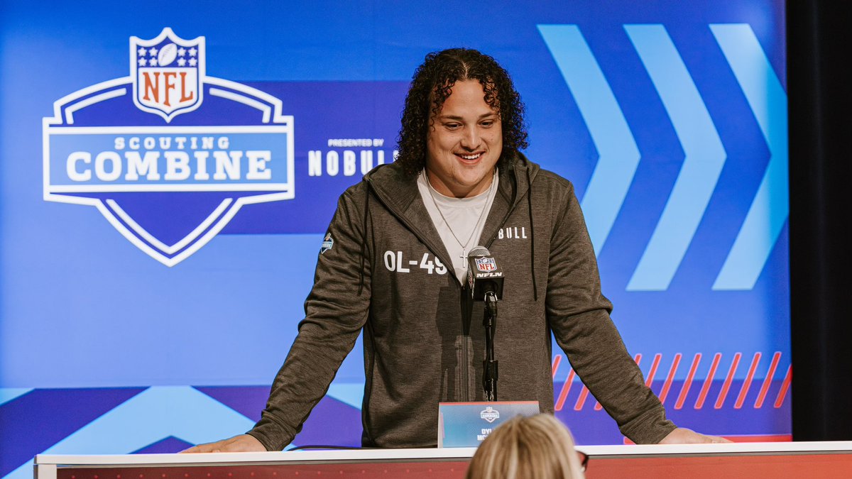Time for the big fellas! Dylan McMahon is on the mic at the #NFLCombine on @nflnetwork
