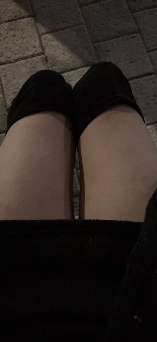 못참고 결국 나갔지 모야~~
#CD #crossdresser #여장