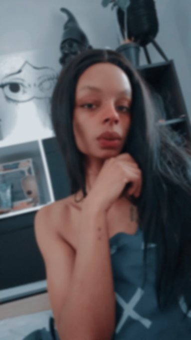 Just woke up from my nap because it's going to be a long night. Boyfriend is out running errands and<a href="/tag/footfetish"class="tags"><span>#footfetish</span></a><a href="/tag/femdom"class="tags"><span>#femdom</span></a>