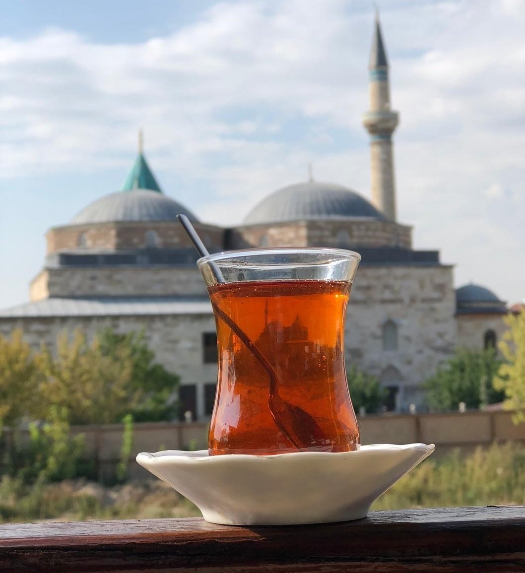 'Dediler ki; Gözden ırak olan gönülden de ırak olur. Dedim ki; Gönüle giren gözden ırak olsa ne olur...' #Mevlana #MevleviSofrası #Konya #Konyadayız #Cumartesi