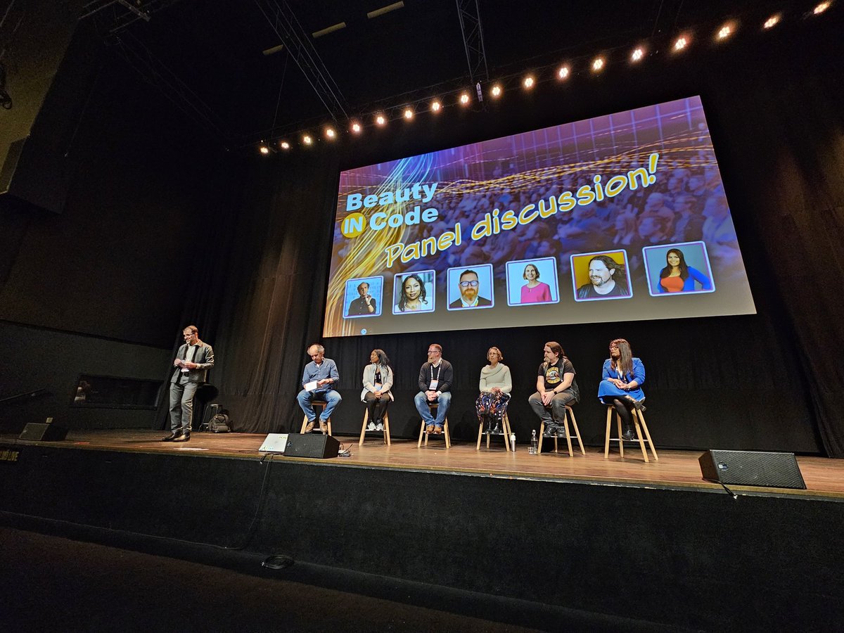 maryamskia's tweet photo. All the heroes are on the stage of #beautyincode 2024 @fmork @KevlinHenney @KeshaWillz @nmerrigan @lightling @dylanbeattie @cjkodare https://t.co/j2vi6OXWXp