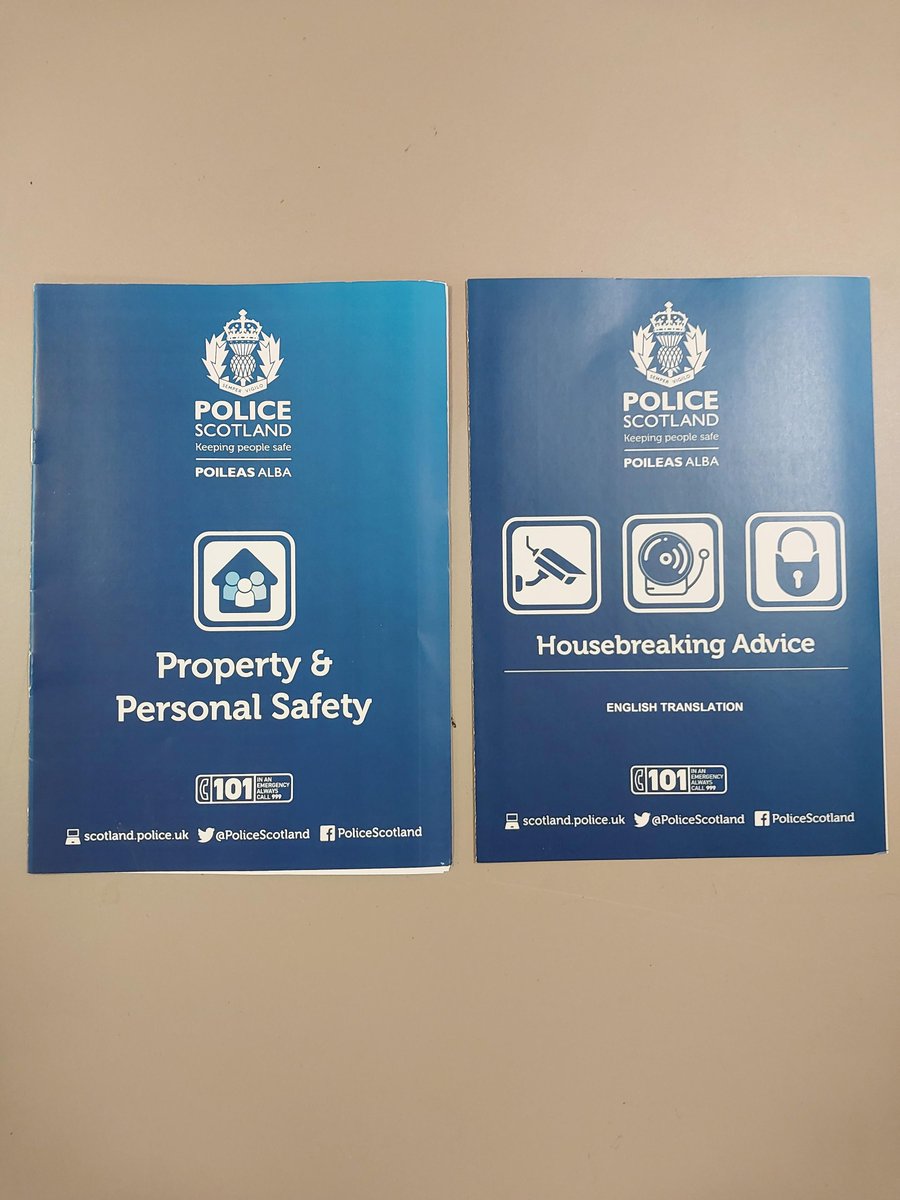 Pollok Community officers were out on patrol today with @cllr_rashid and Ahmed in the Darnley and Glenmill area providing property safety advice. There are increased patrols in the area so please engage with officers should you see them and report any suspicious behaviour on 101
