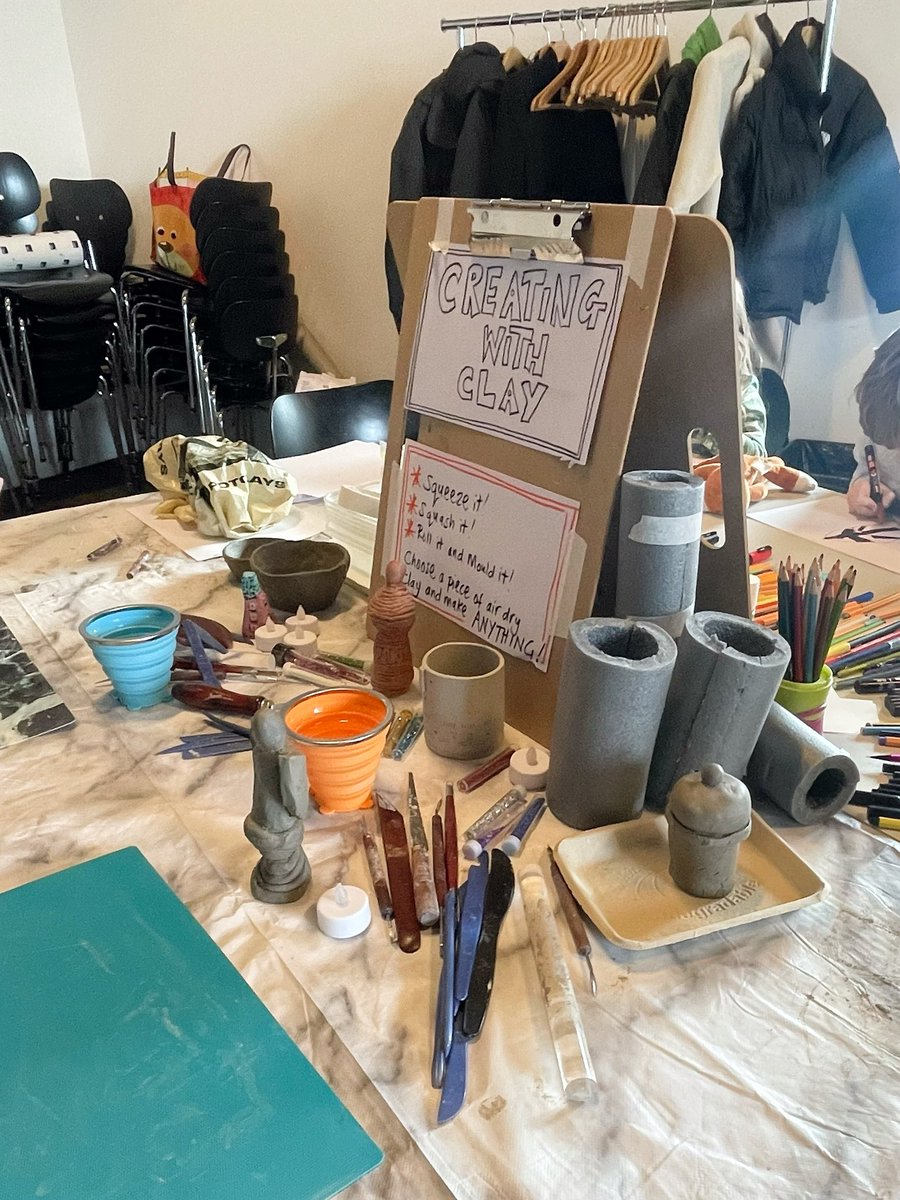 BlackCountryNHS's tweet photo. If you are in Walsall today pop and meet our friendly Early Intervention in Psychosis team for a cuppa, chat about mental health and psychosis, and creative fun. We are on Floor 4 of @newartgallery until 4pm 👋☕️💬🎨 https://t.co/uIppx97wnU