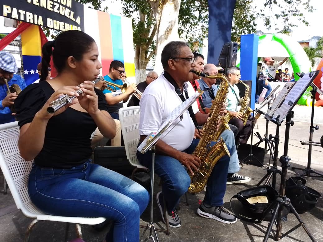 🇻🇪Desde el Municipio Tucupita Estado Delta Amacuro los cultores y cultoras partcipan activamente en el registro de la Gran Misión #VivaVenezuela, su apoyo ayuda a preservar nuestra identidad como venezolanos. ¡Únanse a esta gran movida cultural! 💛💙❤️