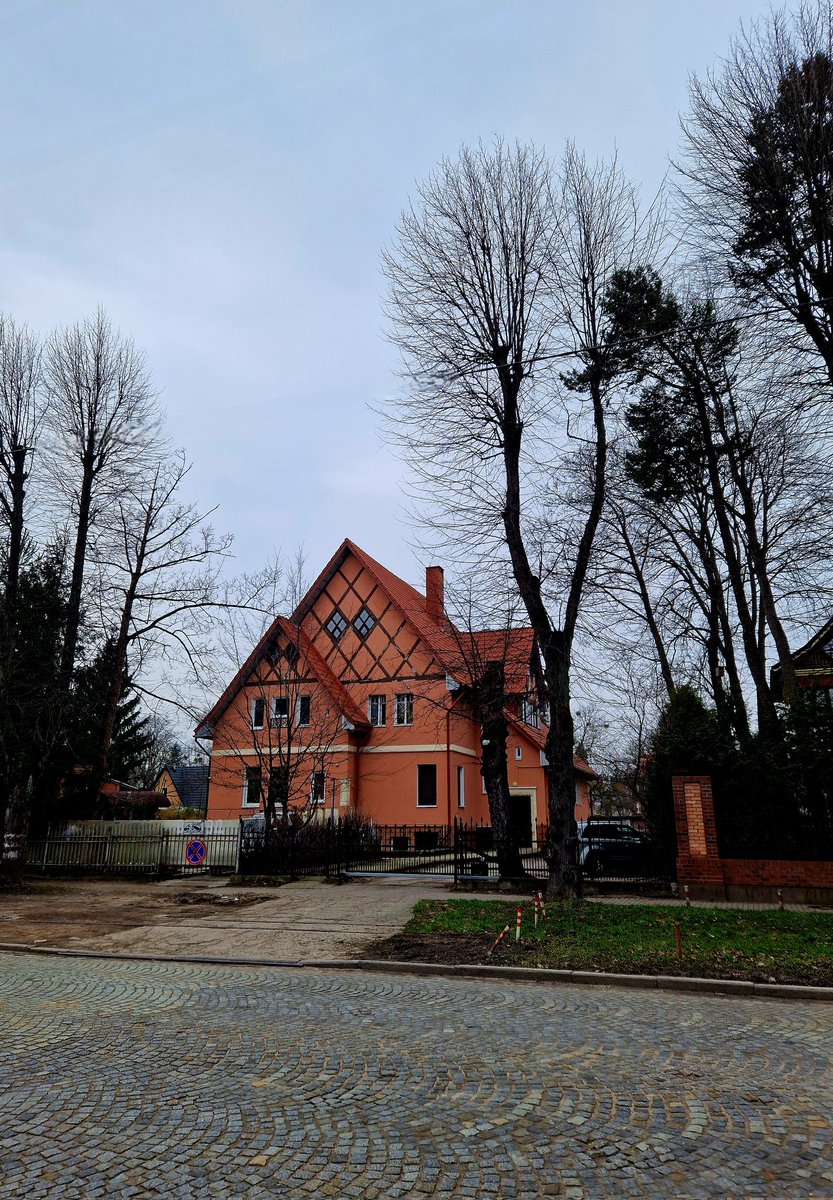 Both calendar and weather are unanimous: it is #spring in #Kaliningrad. #VisitKaliningrad #KaliningradRegion #cobblestone #oldhouse #historicalcentre