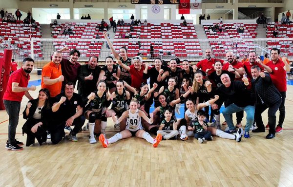 Sakarya Voleybol 1.Lig’de voleybolaktuel.com/sakarya-voleyb… <a href="/VoleybolSakarya/">SakaryaVoleybolSpor</a> #voleybol #volleyball #voleibol #pallavolo #BizVoleybolÜlkesiyiz