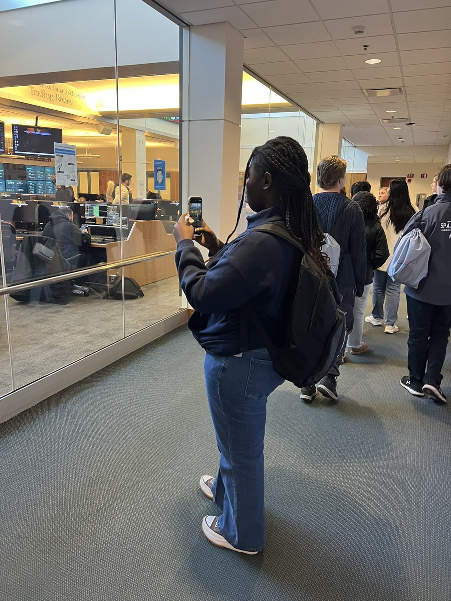 A great day visiting <a href="/BryantUniv/">Bryant University</a> and <a href="/bentleyu/">Bentley University</a> yesterday! I think we have some future Bulldogs and Falcons on our hands 🎓