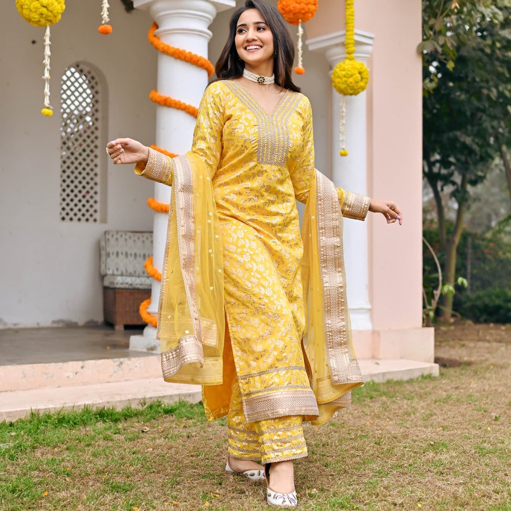 lavanya the label on X: Yellow Jacquard Kurta Set Is live on our website  shop now 🪷💛🫶 Be the part of our fashion squad 🔥✨ Discover allure at  LavanyaTheLabel.com- Unveil the latest