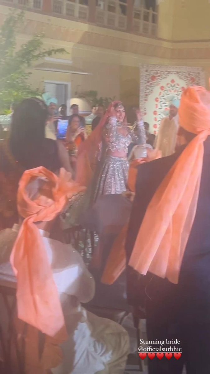 Yaaar Surbaaaae😭😭
I am so emotional..perfect stunning bride she is🧿♥️
I was waiting for this moment for so long and now😭
My baby🫂
#SurbhiChandna #SuKarDaVyaah