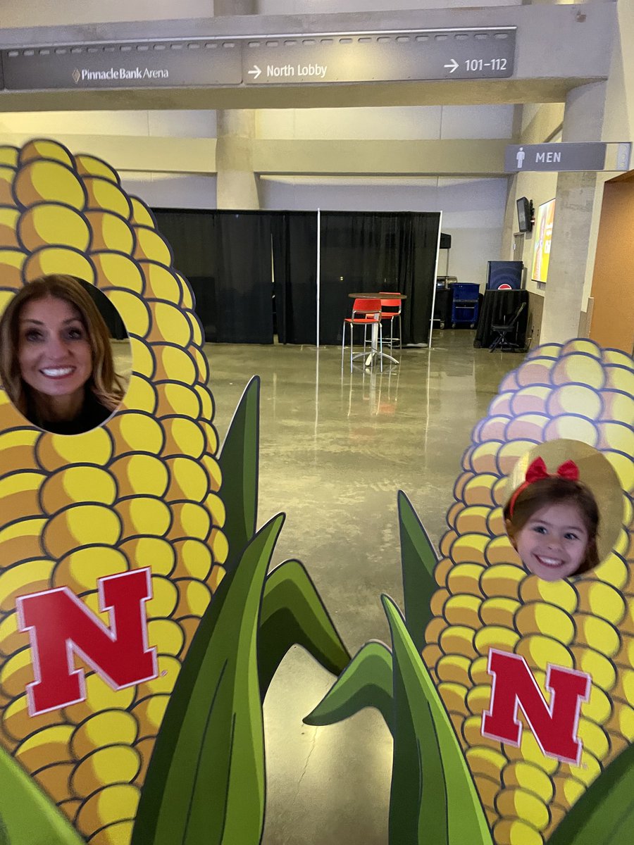 jhellman7's tweet image. My why, my motivation, my everything, and a kiss for my mom who watched for above the historic season that lead to this award. Perseverance and Hard Work Win!  #blessed