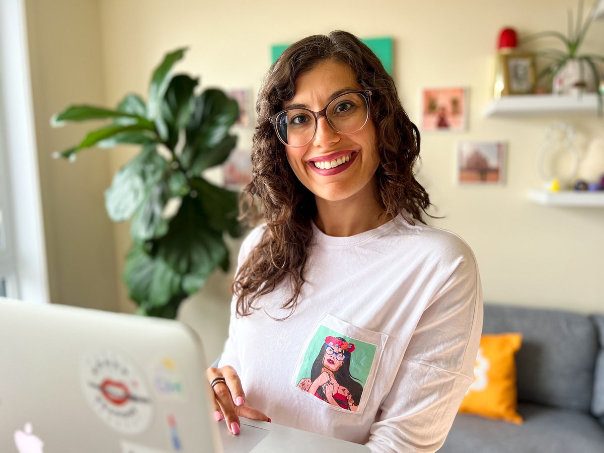 Hey, new frens! 👋 

I'm Melina, a video content creator with a burning passion for empowering others to take action.

Beyond that, I leverage my 15+ years as a TV journalist to bring the same storytelling and clarity to the world of crypto and NFTs. 

I'm the founder of Girl In